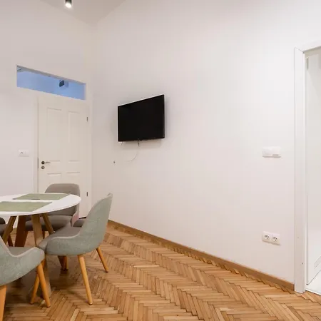 City Block Apartment Budapest