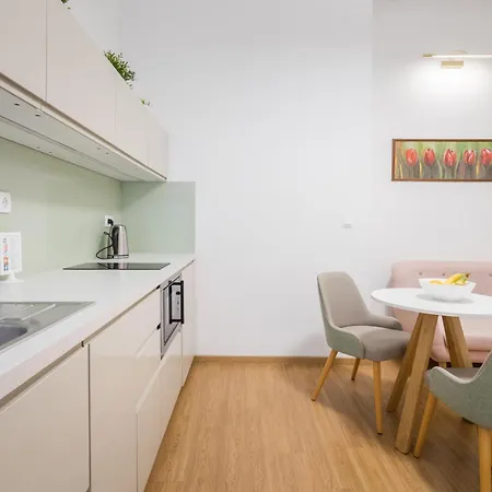 Apartment City Block *